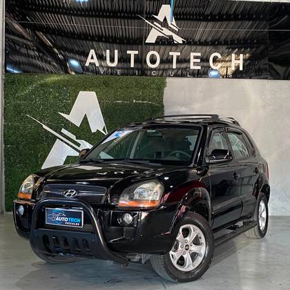 HYUNDAI TUCSON 2.0 MPFI GLS 16V 143CV 2WD GASOLINA 4P AUTOMÁTICO HYUNDAI TUCSON 2.0 MPFI GLS 16V 143CV 2WD GASOLINA 4P AUTOMÁTICO